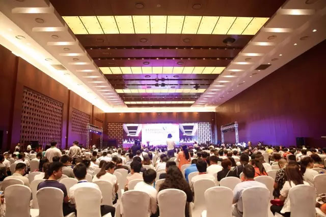 林順潮教授代表亞太眼科學會祝賀亞太遠程眼科學會成立！